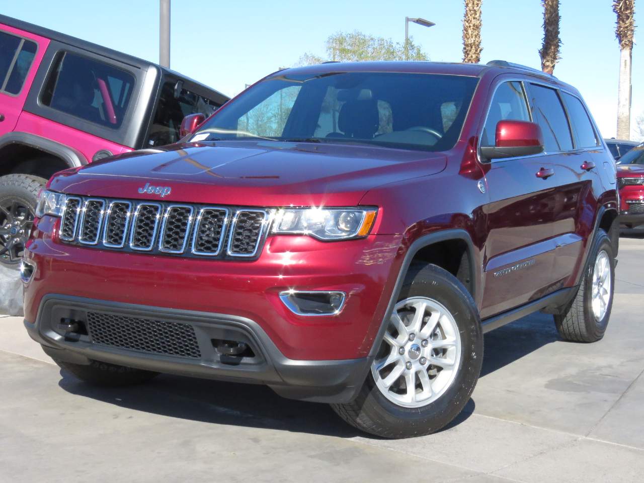 2019 Jeep Grand Cherokee Laredo E