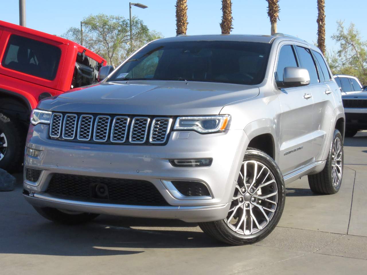 2019 Jeep Grand Cherokee Summit