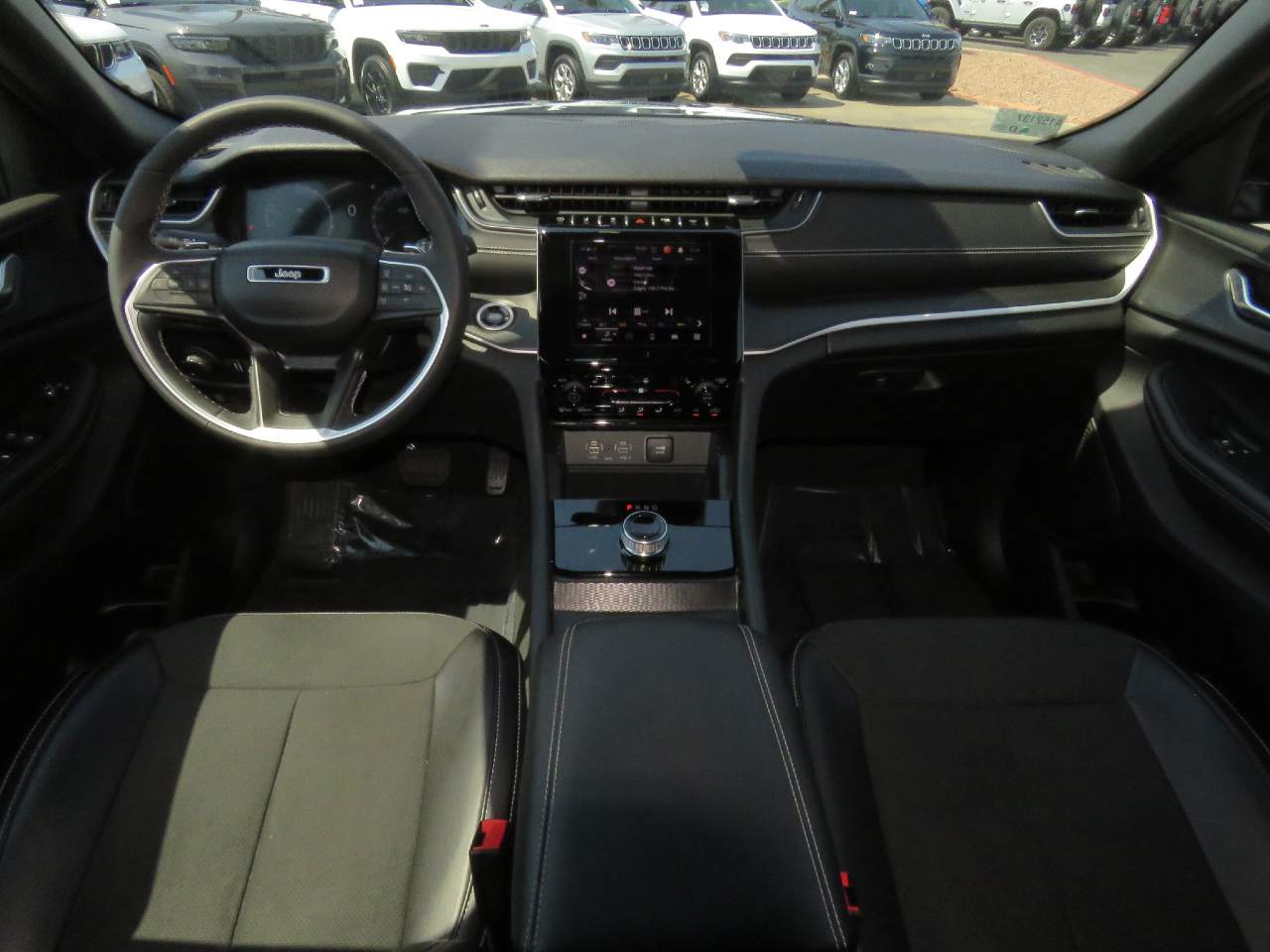 2024 Jeep Grand Cherokee Altitude