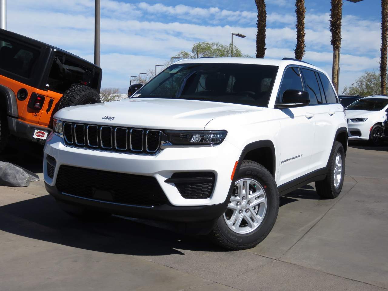 2025 Jeep Grand Cherokee Laredo
