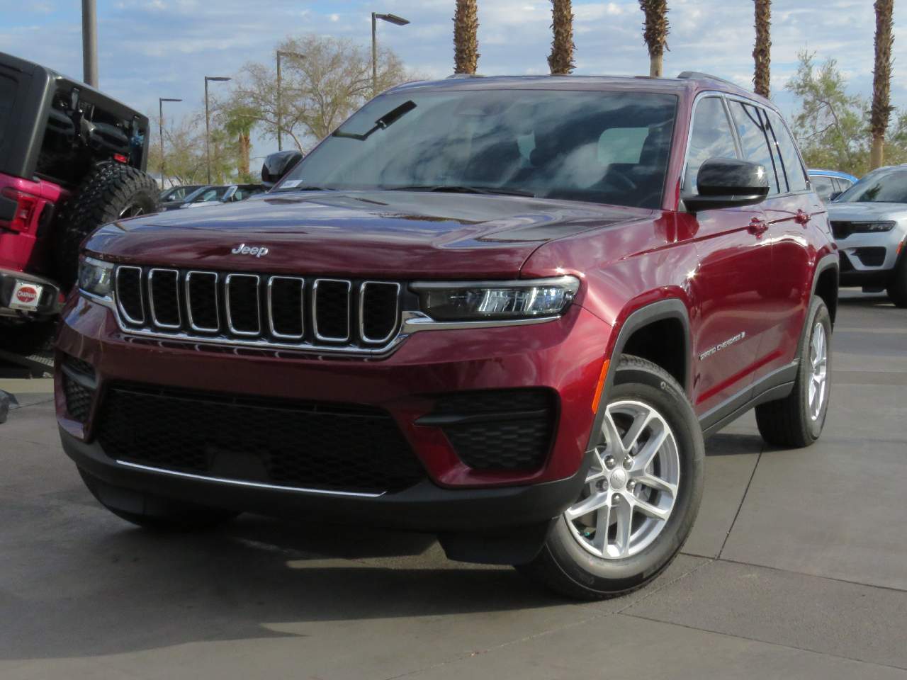 2024 Jeep Grand Cherokee Laredo