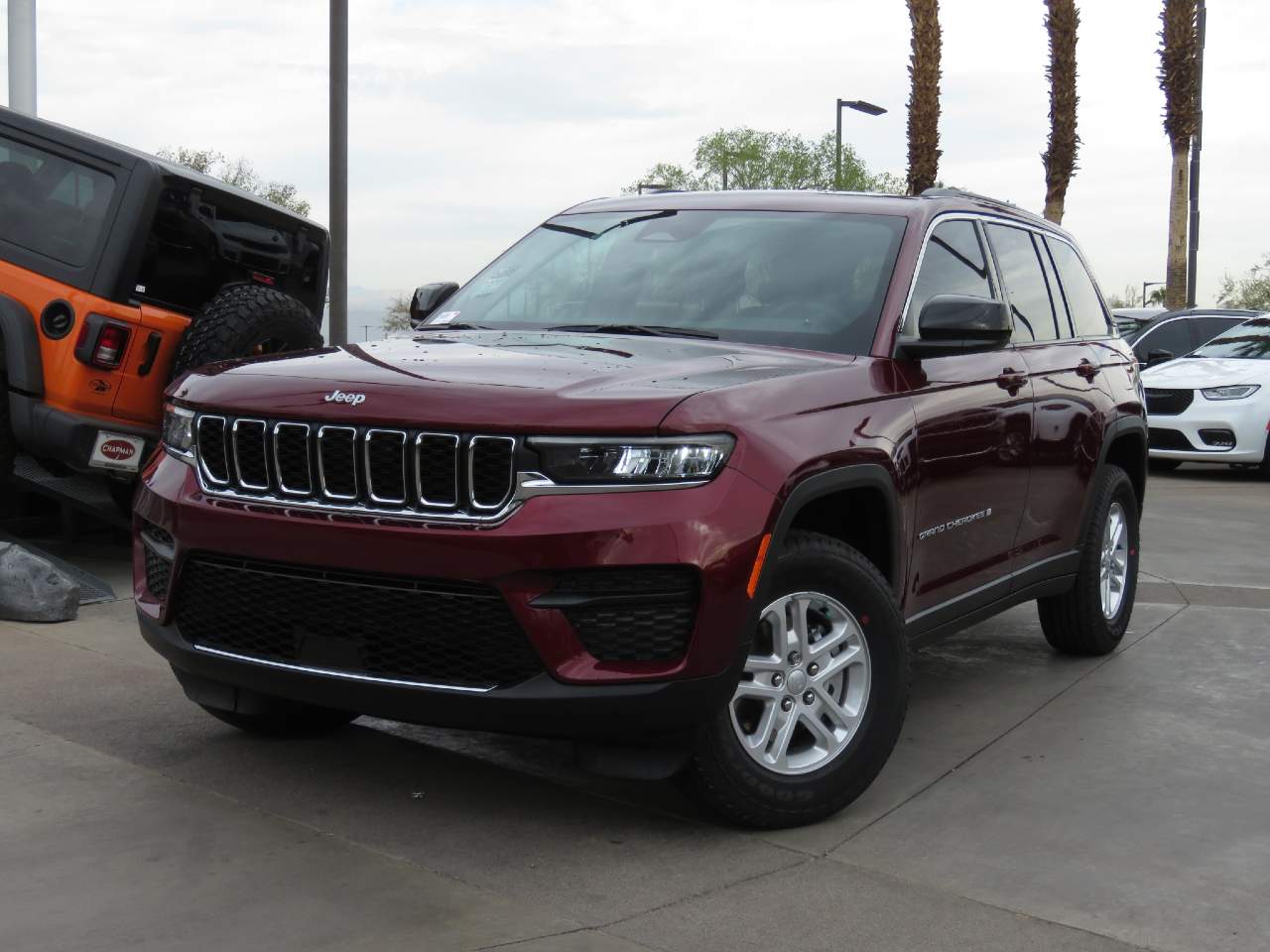 2025 Jeep Grand Cherokee Laredo