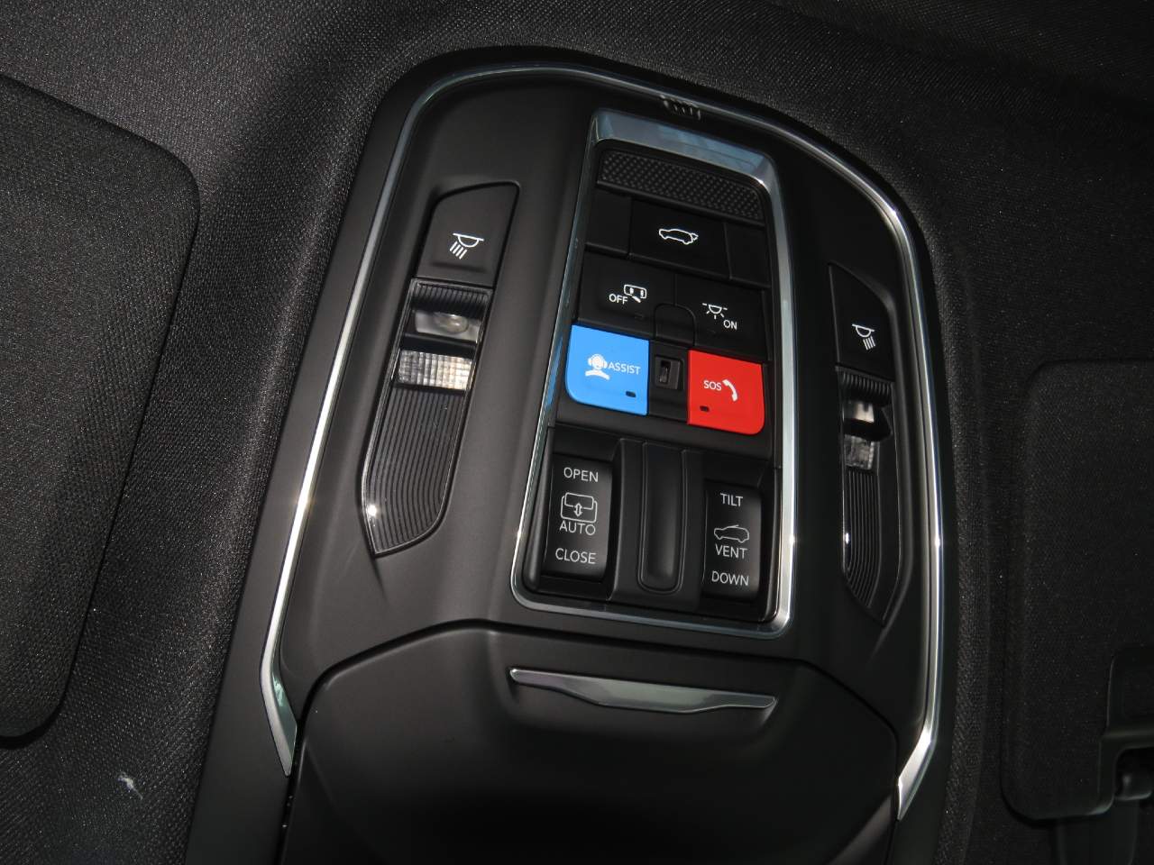 2026 Jeep Grand Cherokee Altitude
