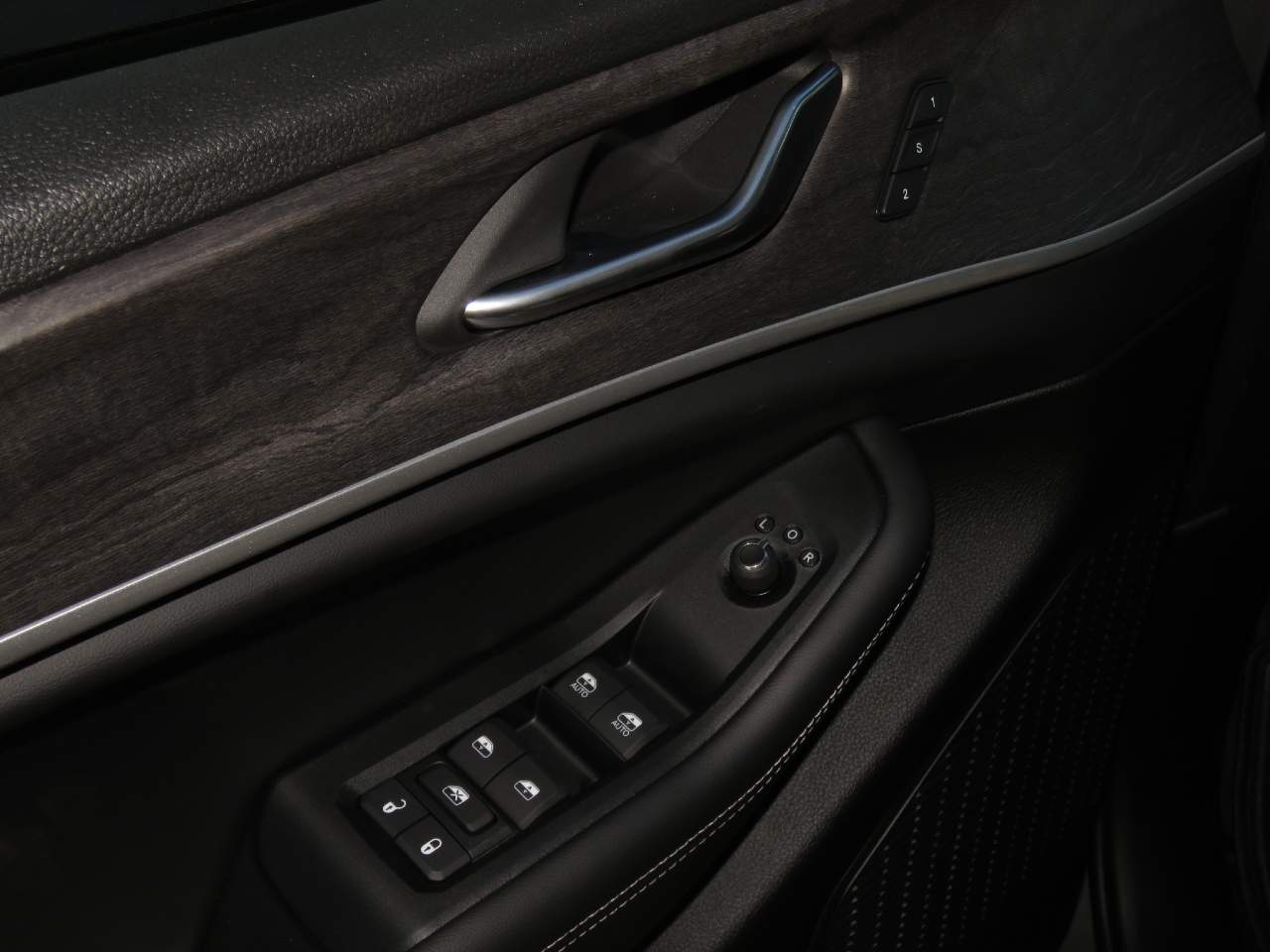 2025 Jeep Grand Cherokee Limited - Photo 23