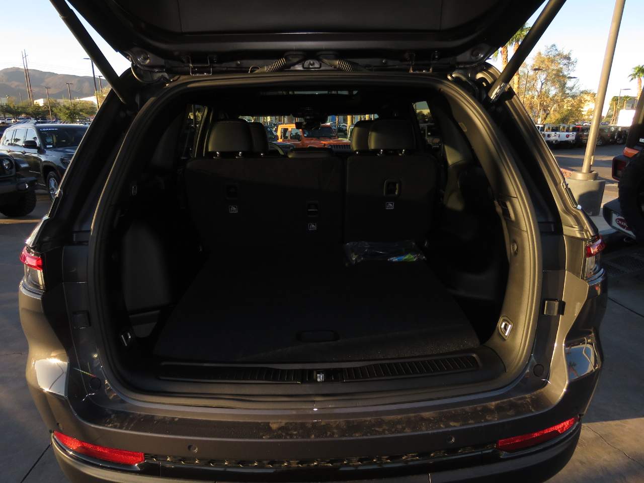 2025 Jeep Grand Cherokee Limited - Photo 20