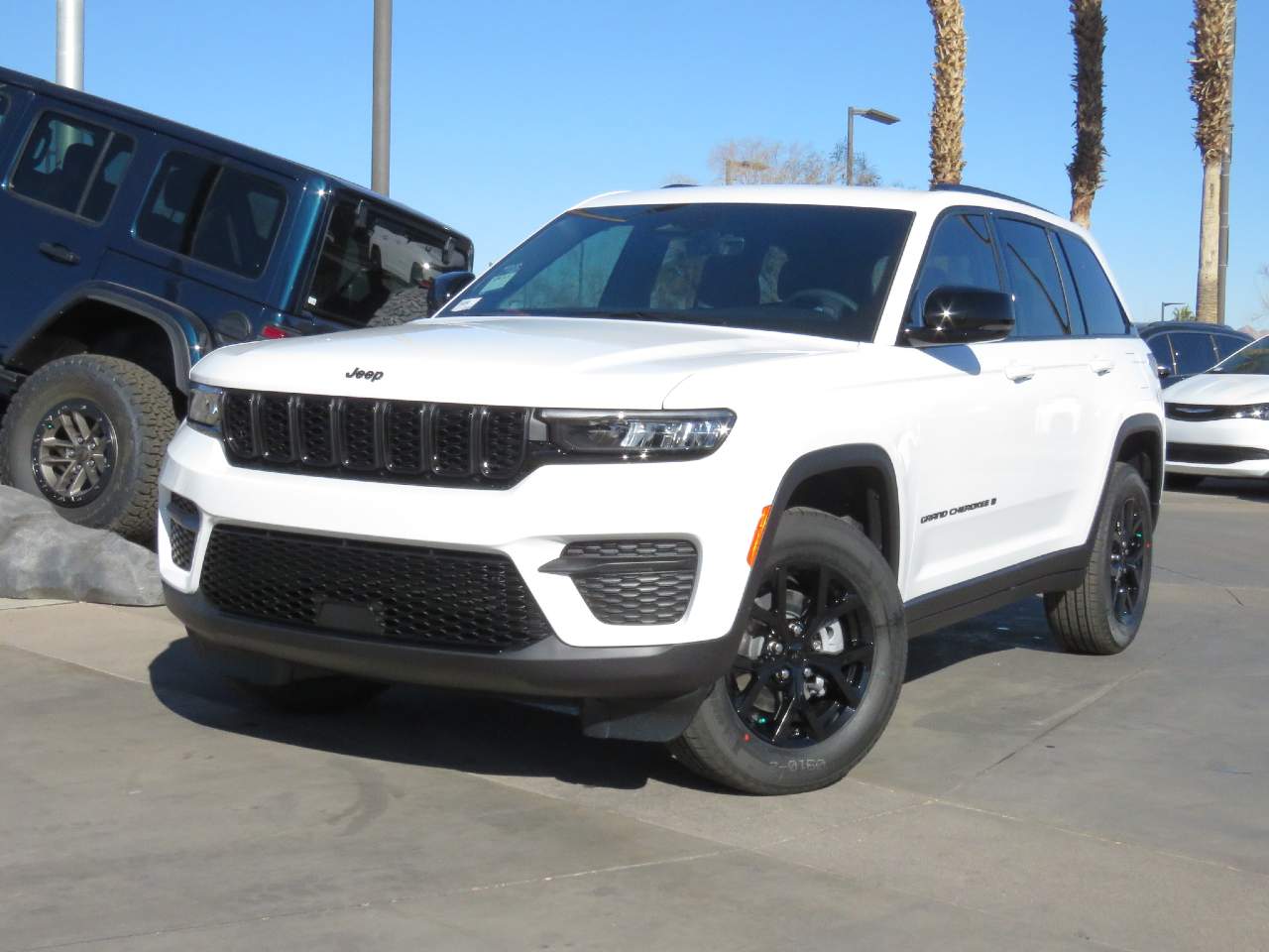 2025 Jeep Grand Cherokee Laredo