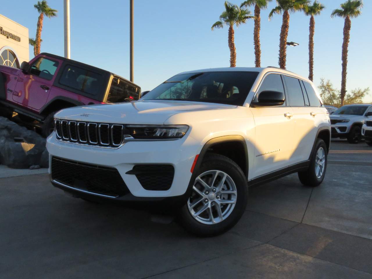 2024 Jeep Grand Cherokee Laredo