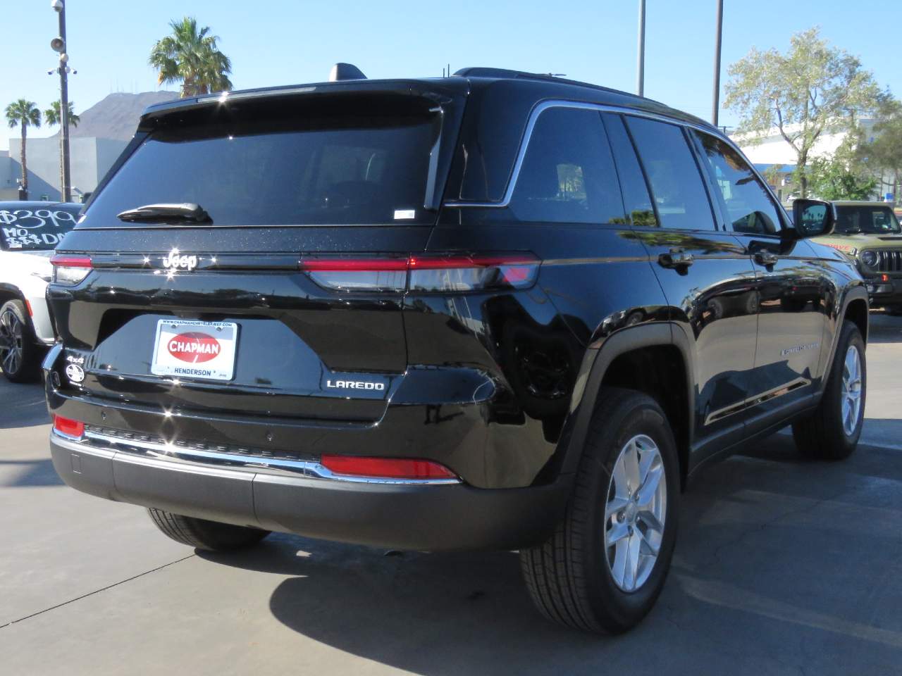 2025 Jeep Grand Cherokee Laredo - Photo 17
