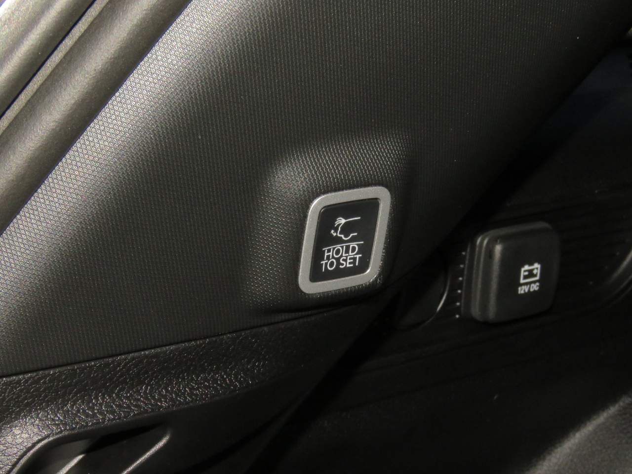 2025 Jeep Grand Cherokee Laredo - Photo 24