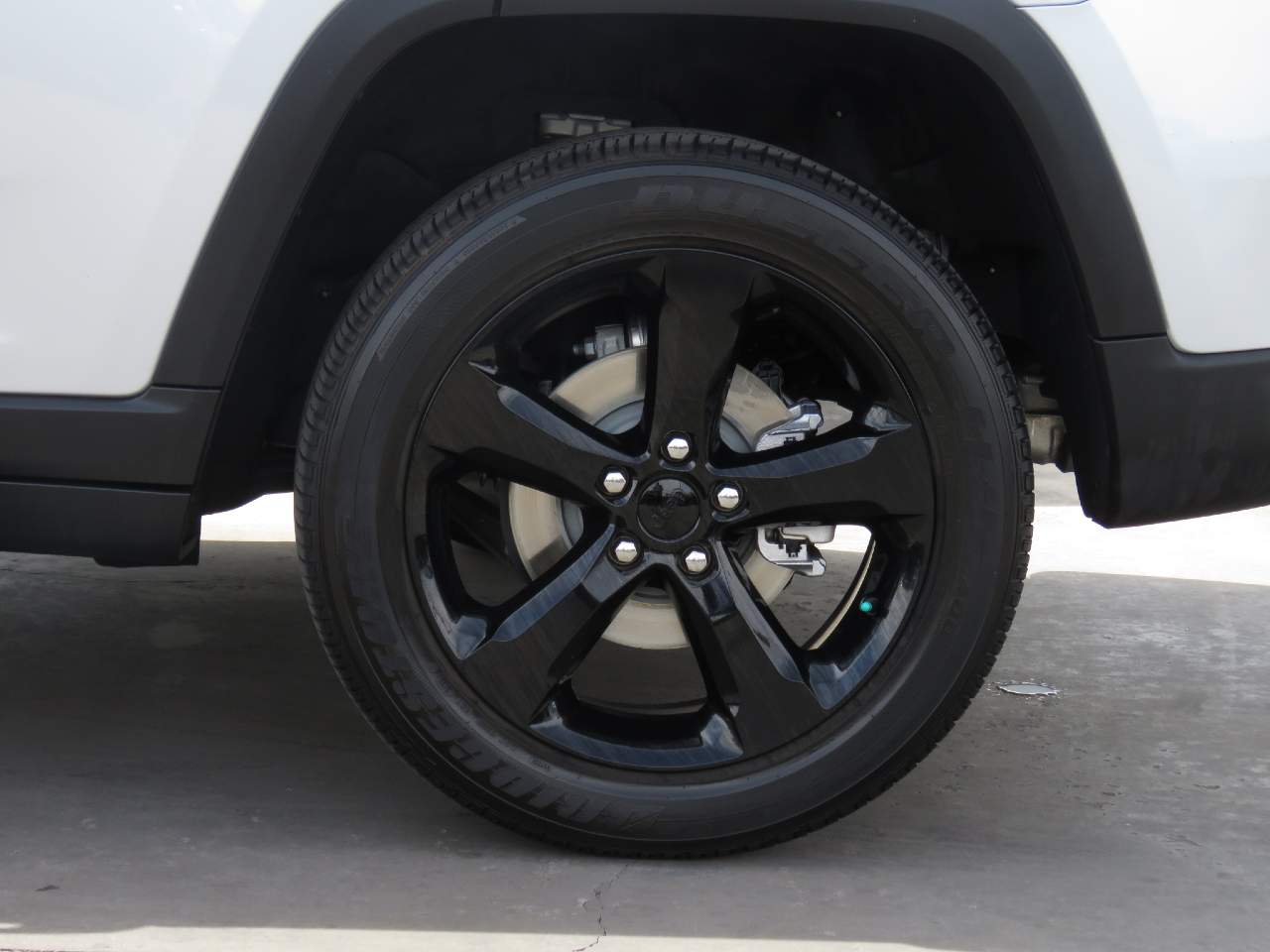 2023 Jeep Grand Cherokee Altitude - Photo 7