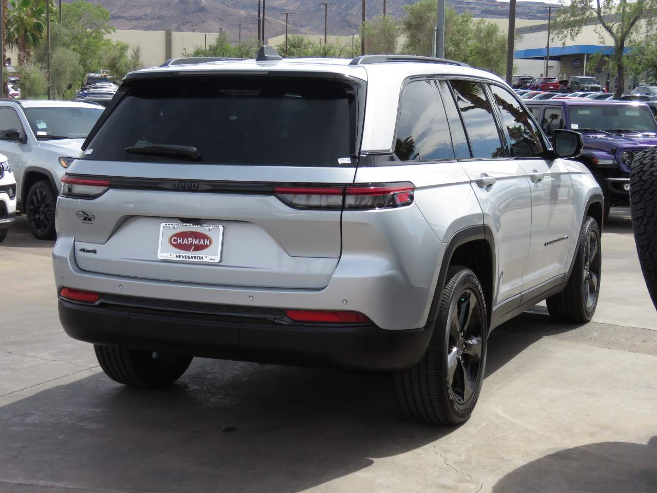 2023 Jeep Grand Cherokee Altitude - Photo 17