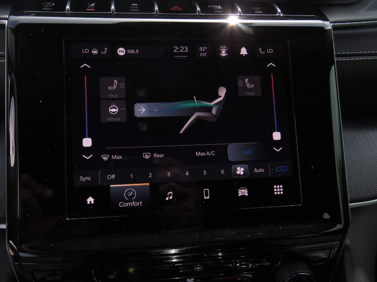2023 Jeep Grand Cherokee Altitude - Photo 13