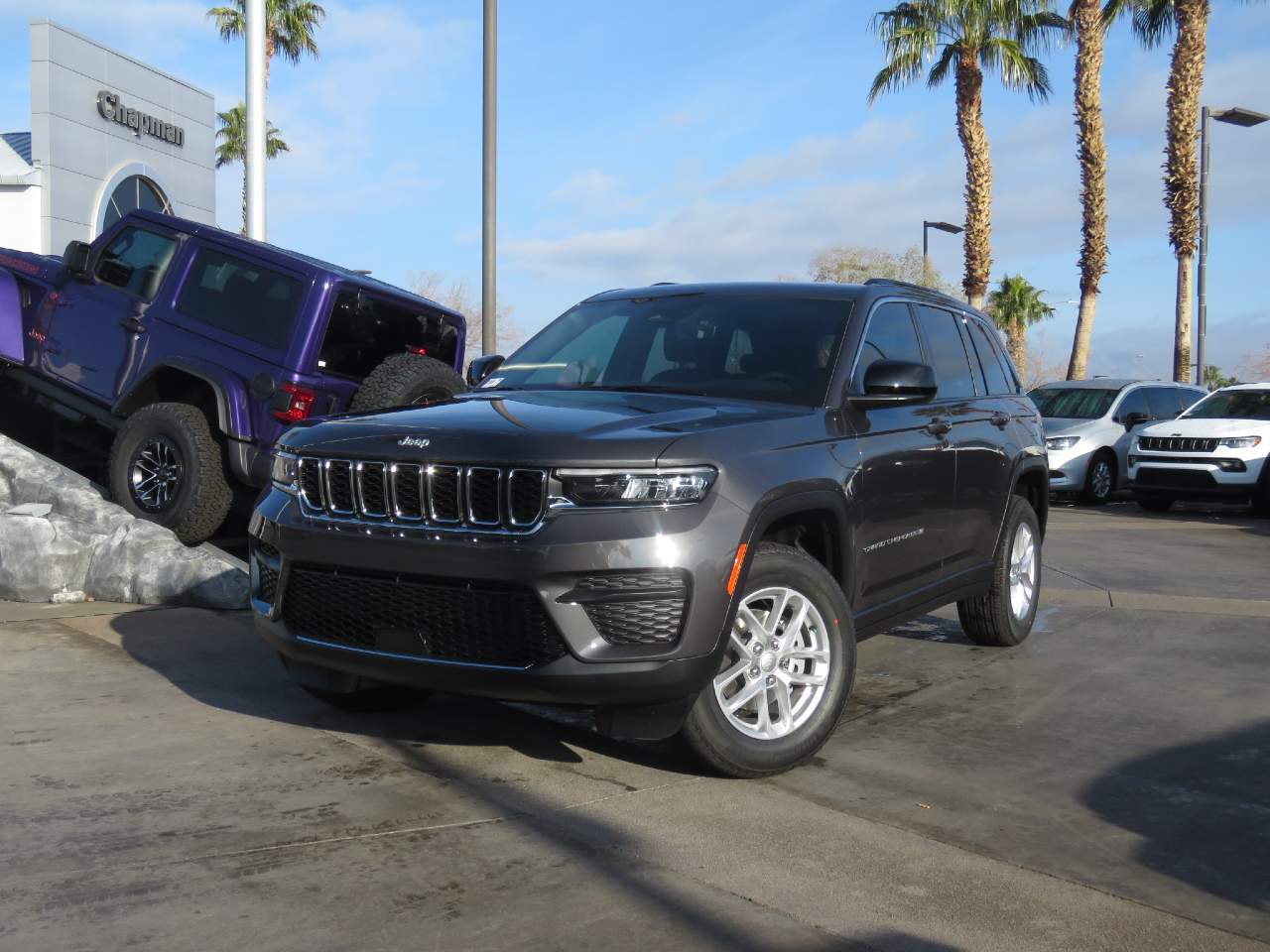 2025 Jeep Grand Cherokee Laredo's photo