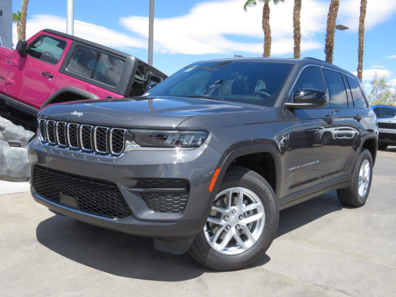 2024 Jeep Grand Cherokee Laredo