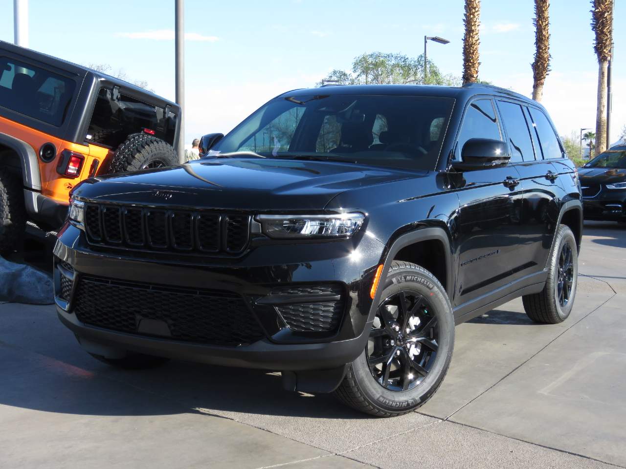 2025 Jeep Grand Cherokee Laredo