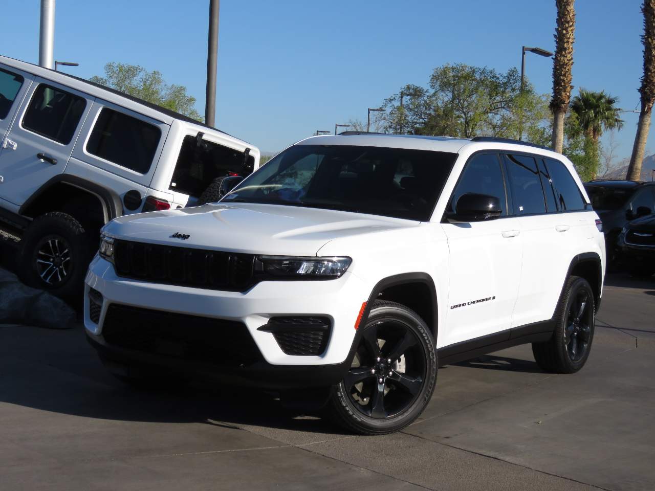 2023 Jeep Grand Cherokee Altitude