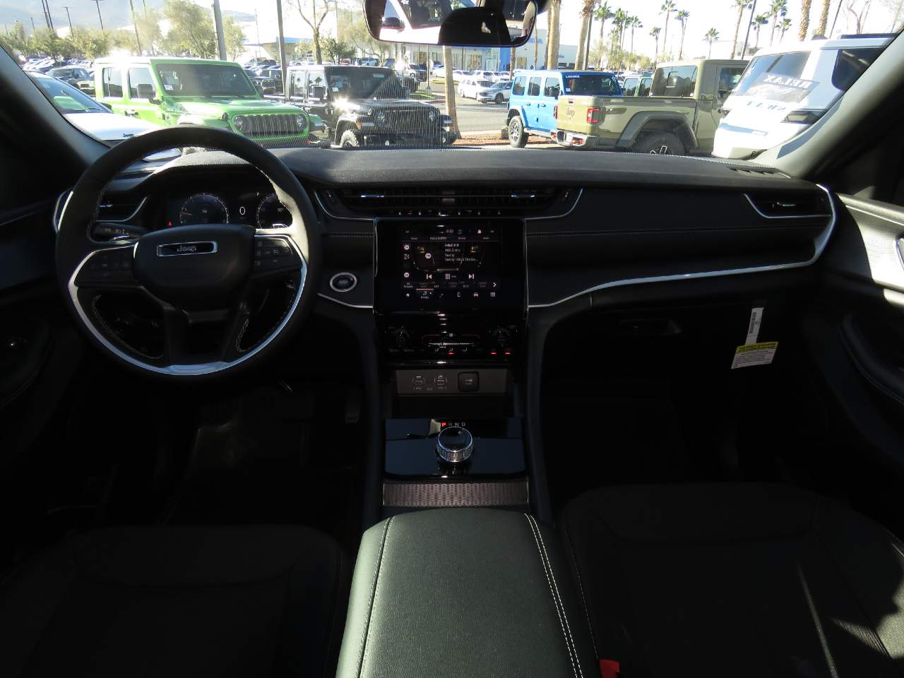 2025 Jeep Grand Cherokee Laredo X