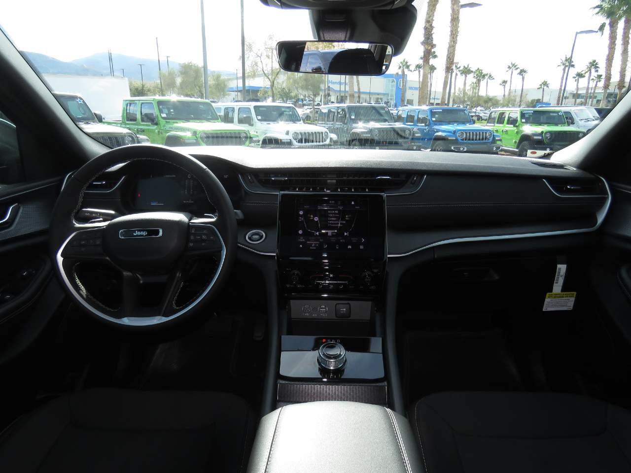 2025 Jeep Grand Cherokee Laredo X