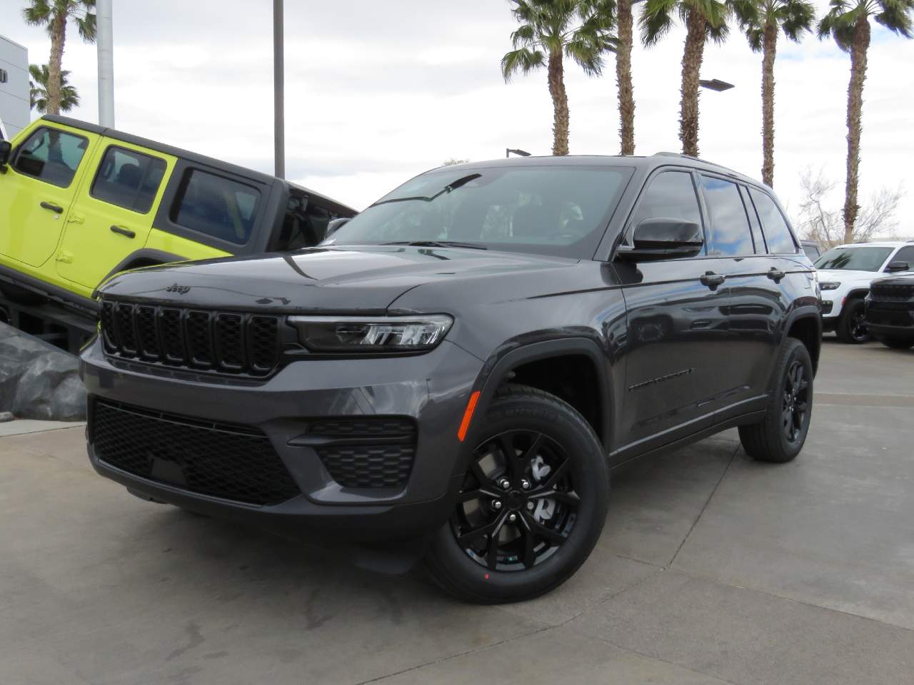 2024 Jeep Grand Cherokee Altitude