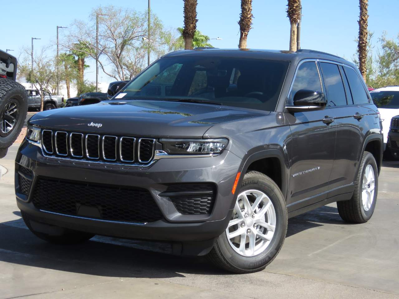 2026 Jeep Grand Cherokee Laredo X