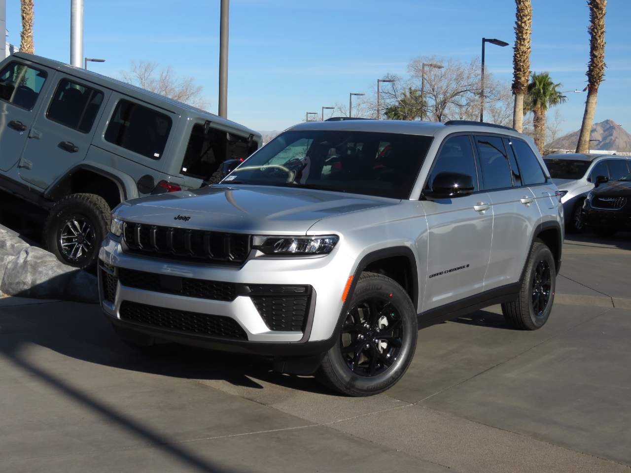 2026 Jeep Grand Cherokee Altitude
