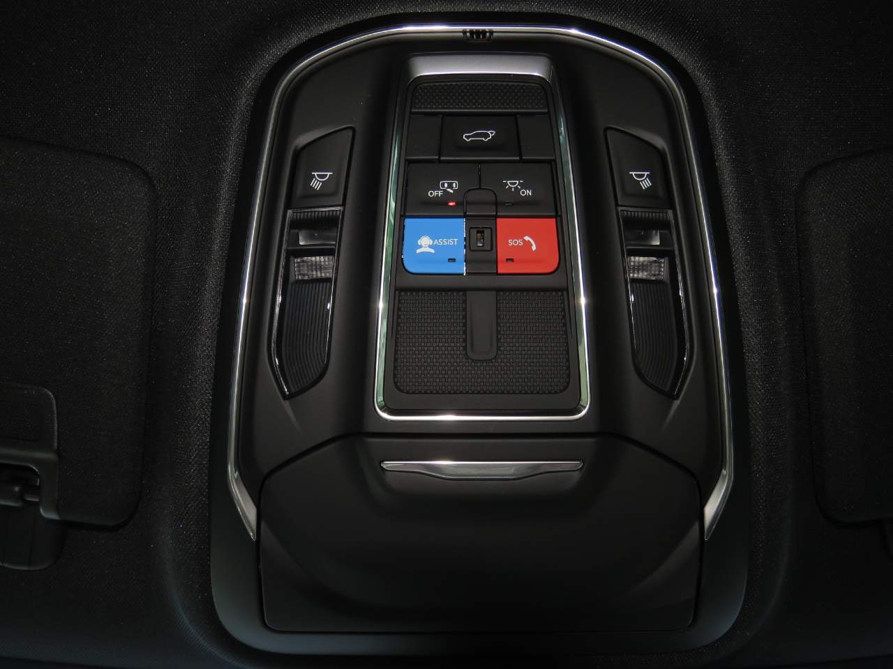 2026 Jeep Grand Cherokee Altitude