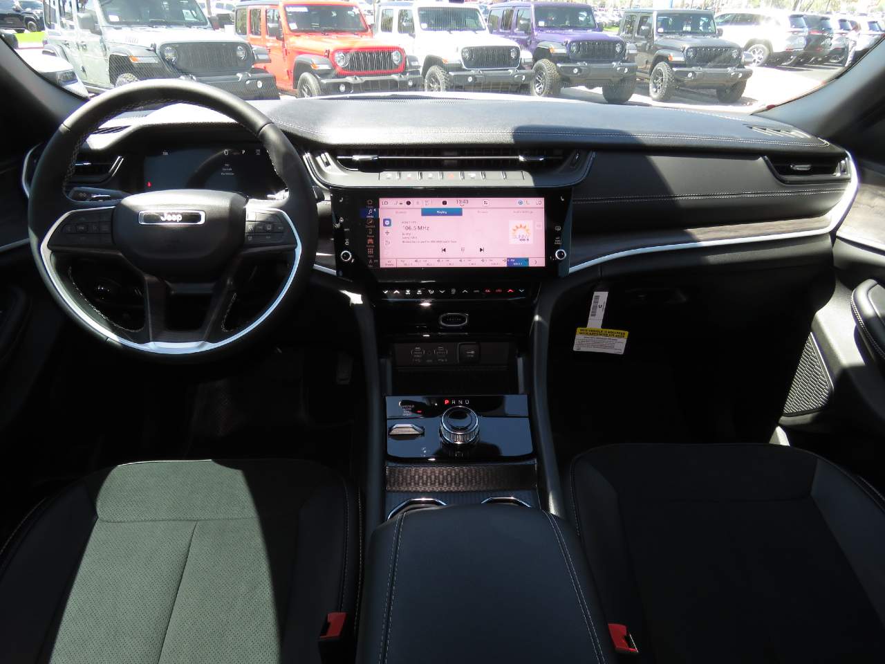 2026 Jeep Grand Cherokee Altitude