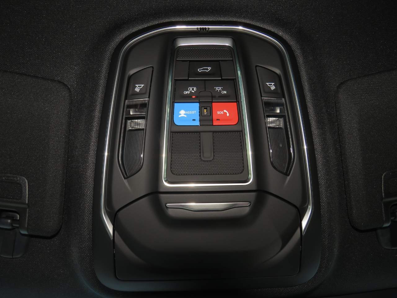 2026 Jeep Grand Cherokee Altitude