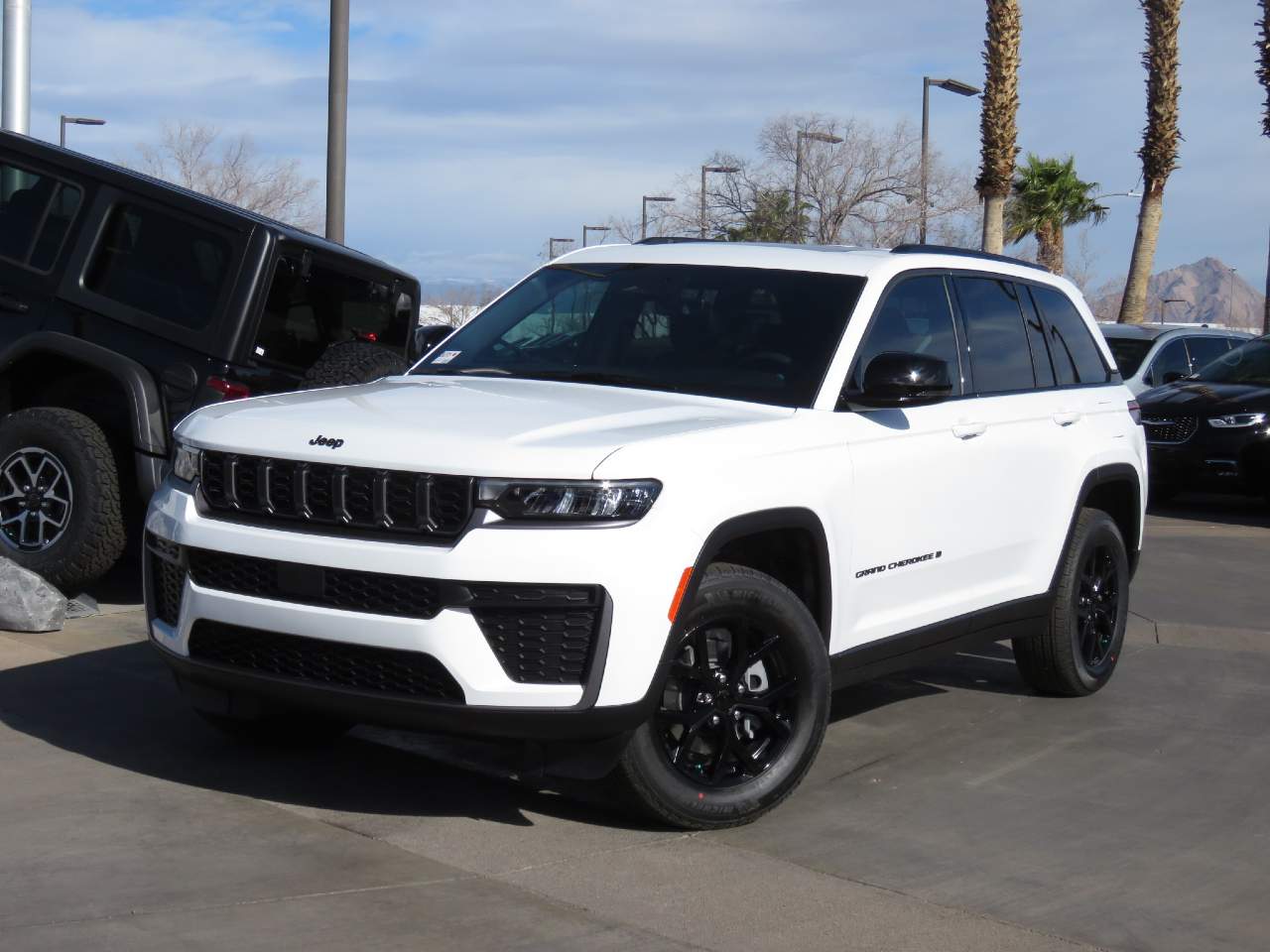 2026 Jeep Grand Cherokee Altitude