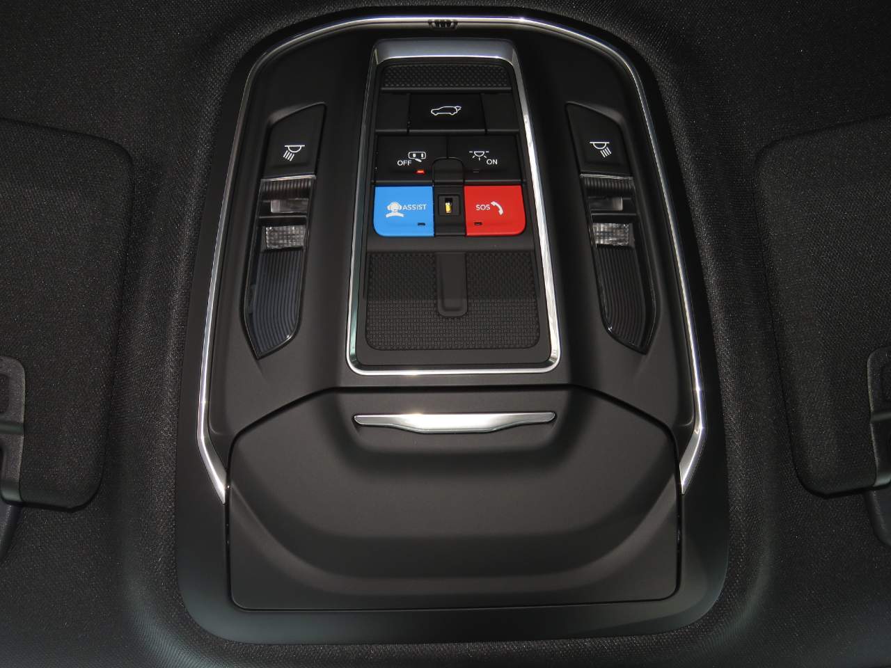 2026 Jeep Grand Cherokee Altitude