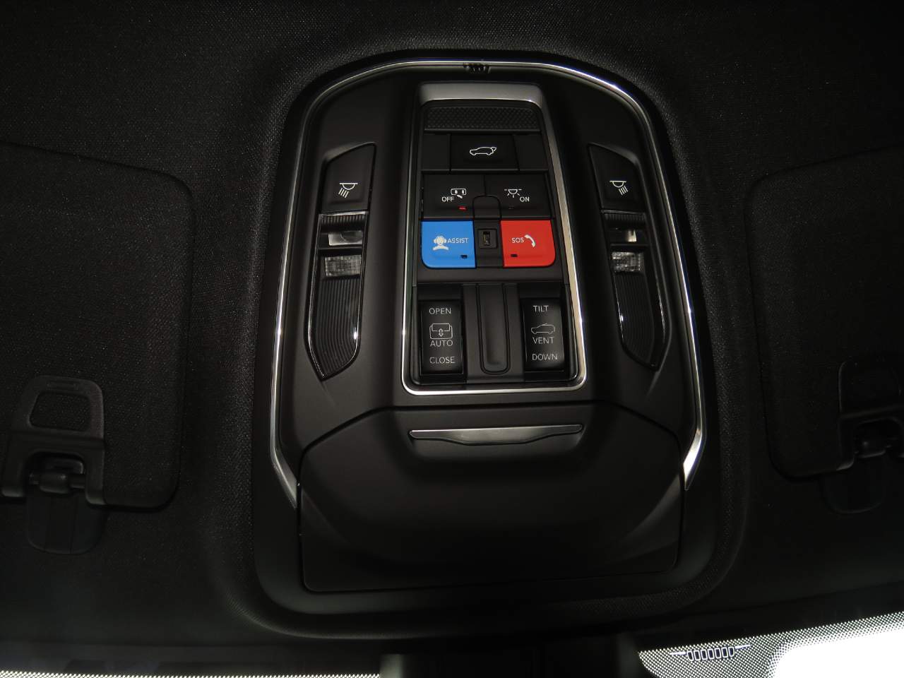 2026 Jeep Grand Cherokee Altitude