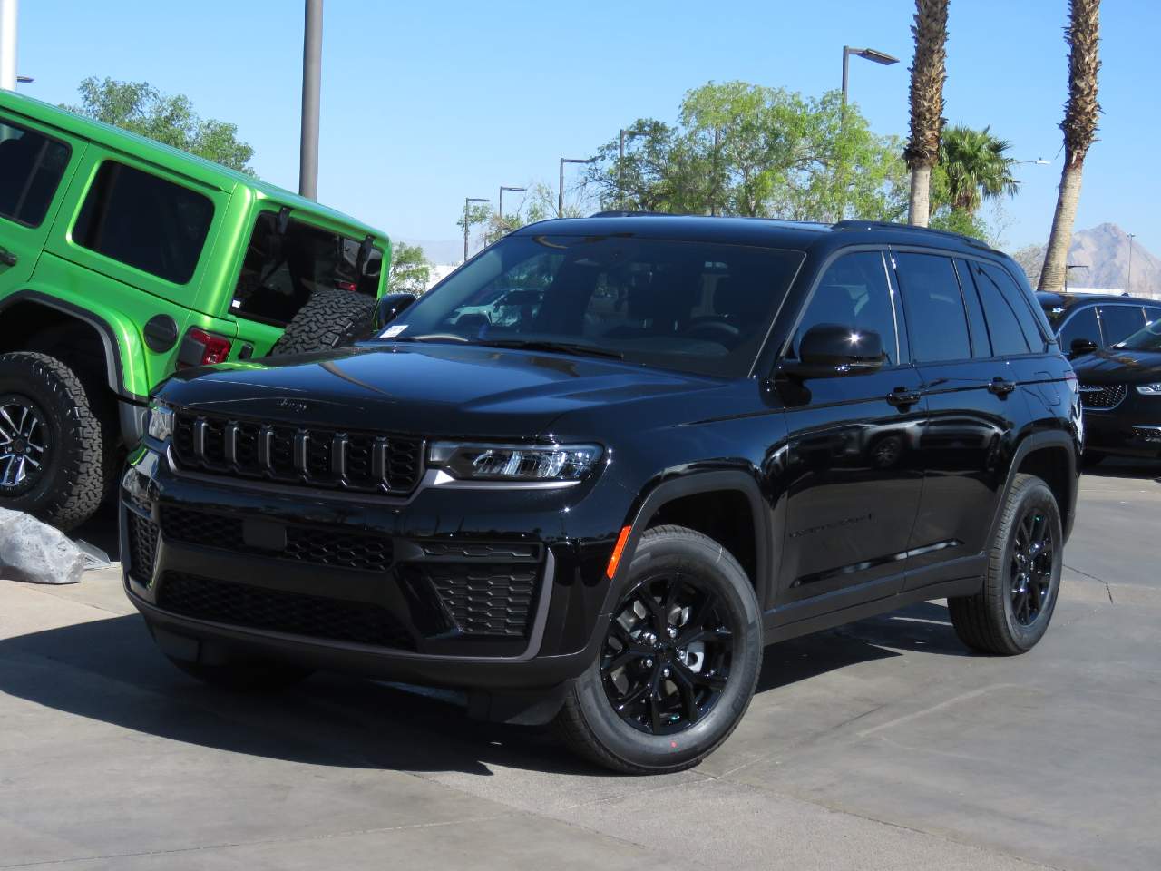2026 Jeep Grand Cherokee Altitude