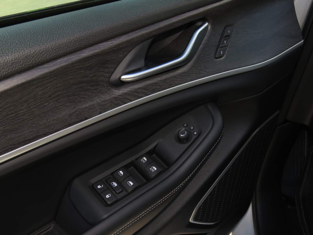 2025 Jeep Grand Cherokee Limited - Photo 23