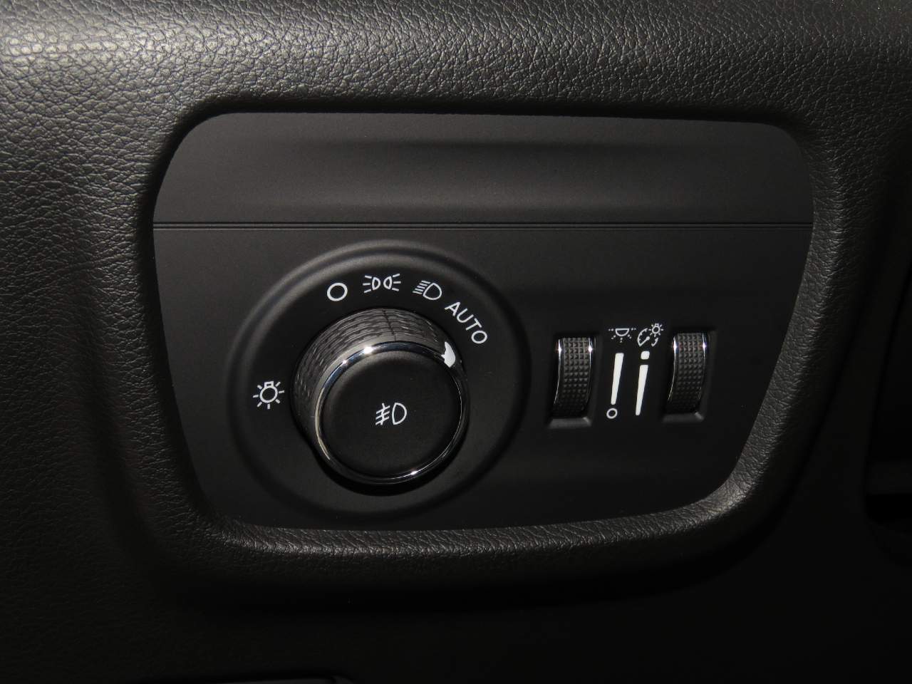 2025 Jeep Grand Cherokee Limited - Photo 25