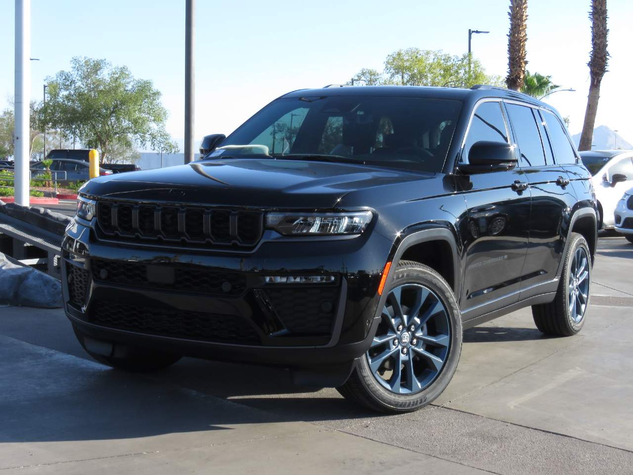 2026 Jeep Grand Cherokee 85th Anniversary Edition