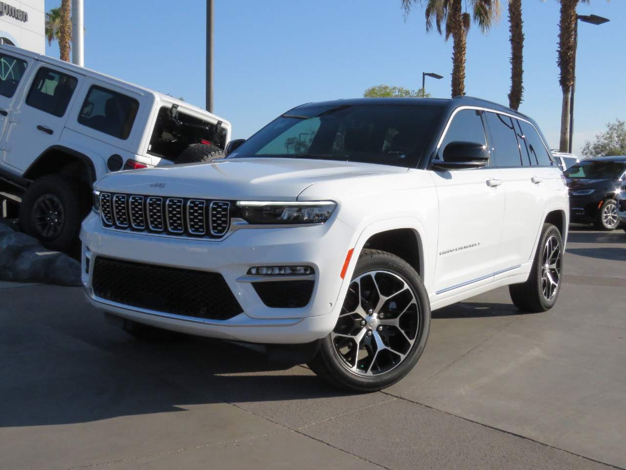 2025 Jeep Grand Cherokee Summit