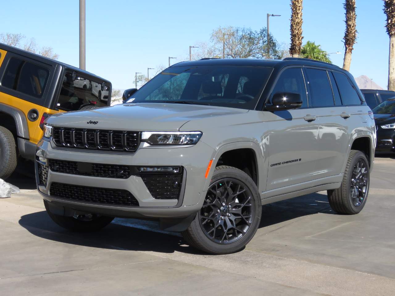 2027 Jeep Grand Cherokee Summit