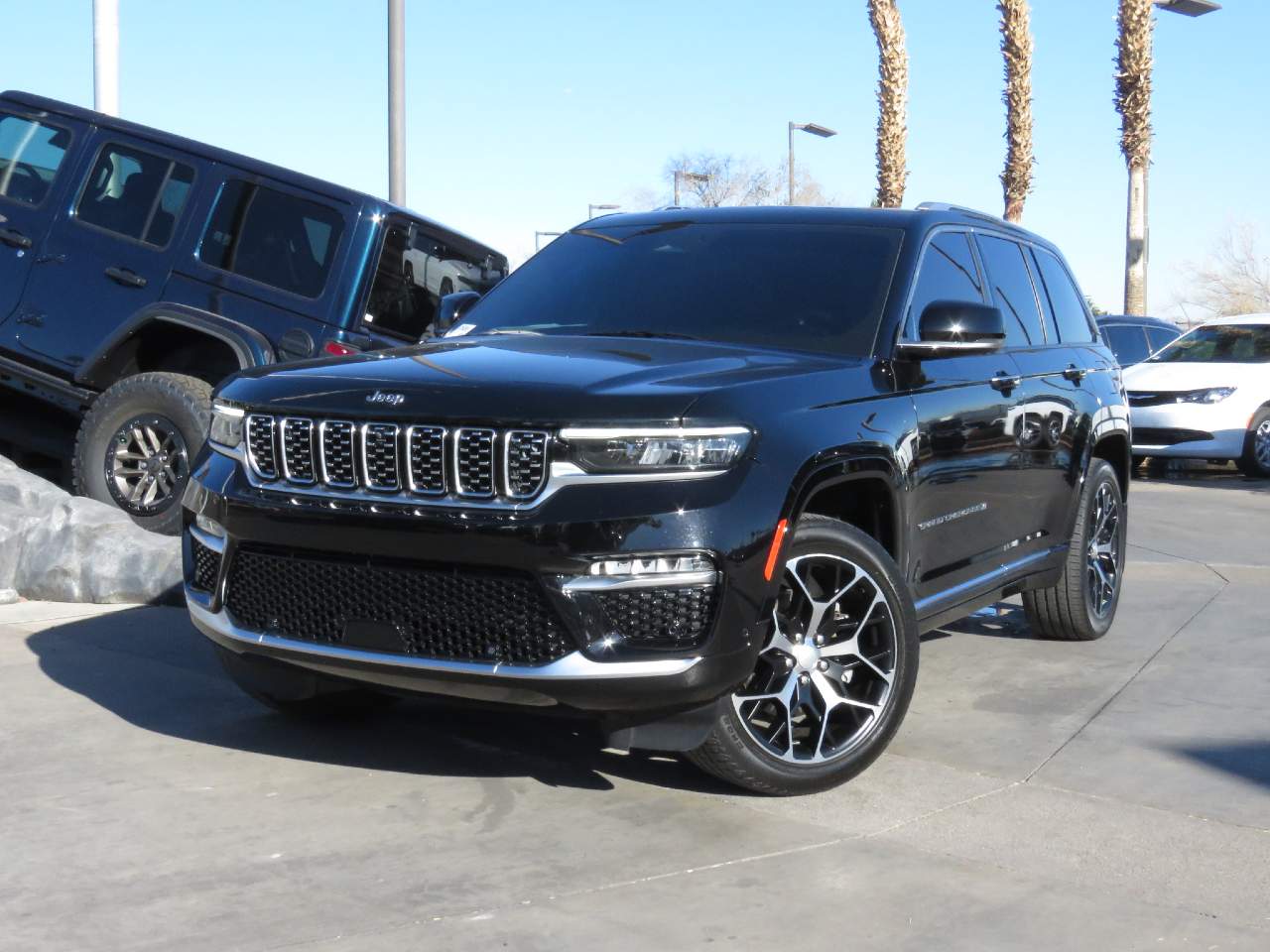 2022 Jeep Grand Cherokee Summit