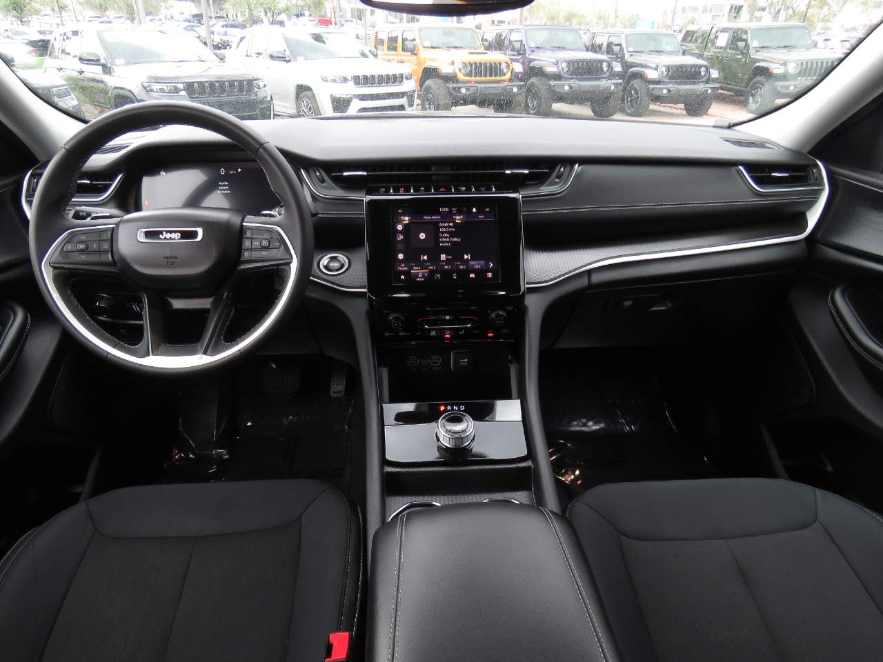 2024 Jeep Grand Cherokee L Laredo