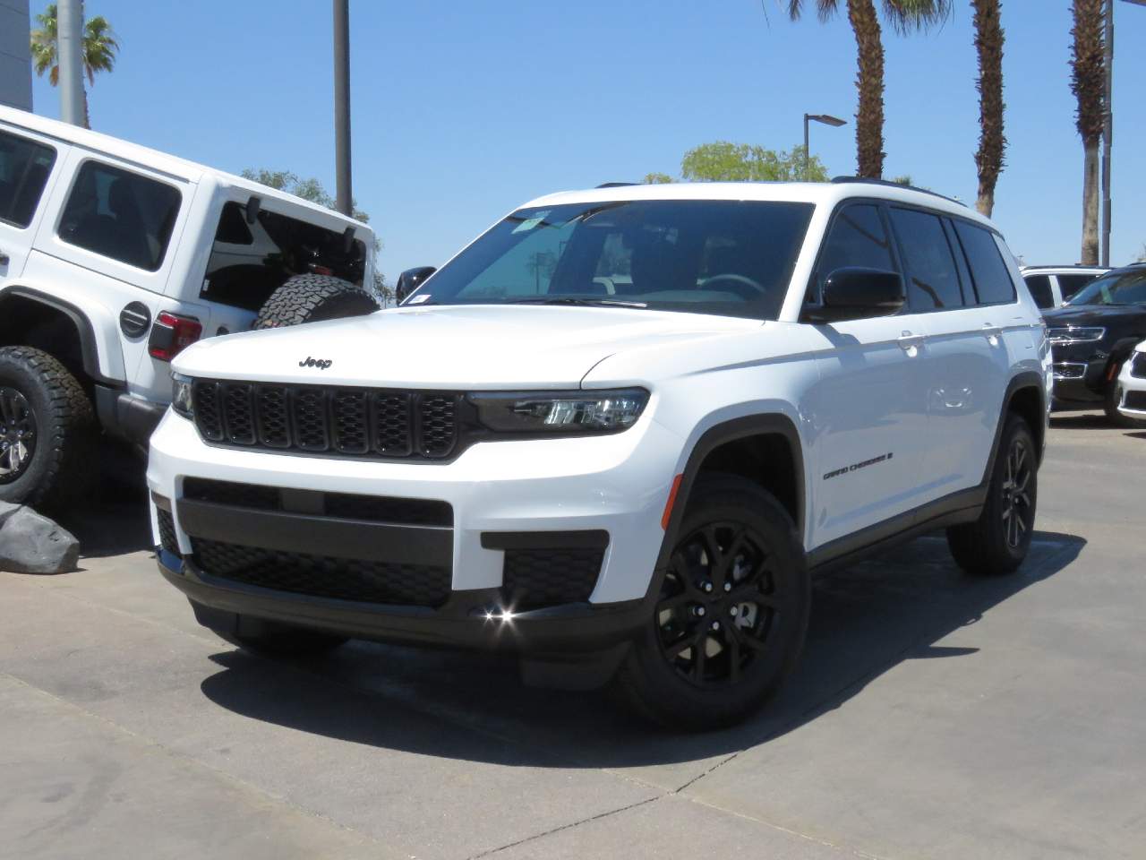 2025 Jeep Grand Cherokee L Laredo