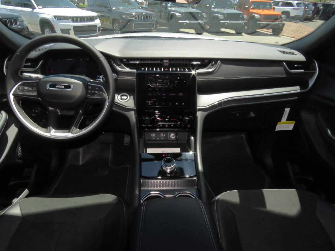 2025 Jeep Grand Cherokee L Laredo