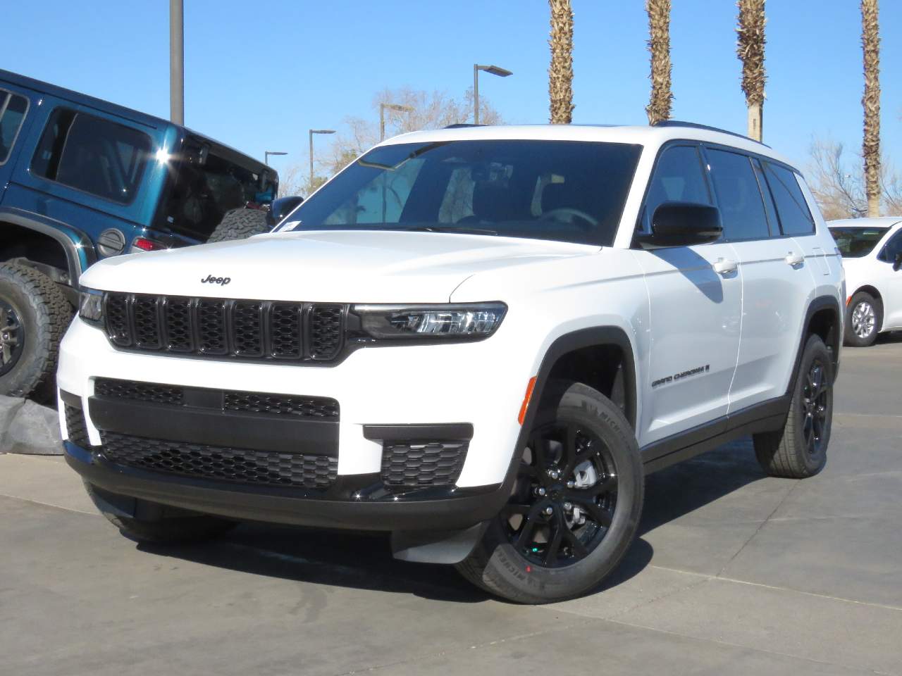 2025 Jeep Grand Cherokee L Laredo