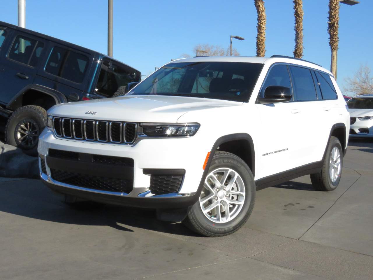 2025 Jeep Grand Cherokee L Laredo