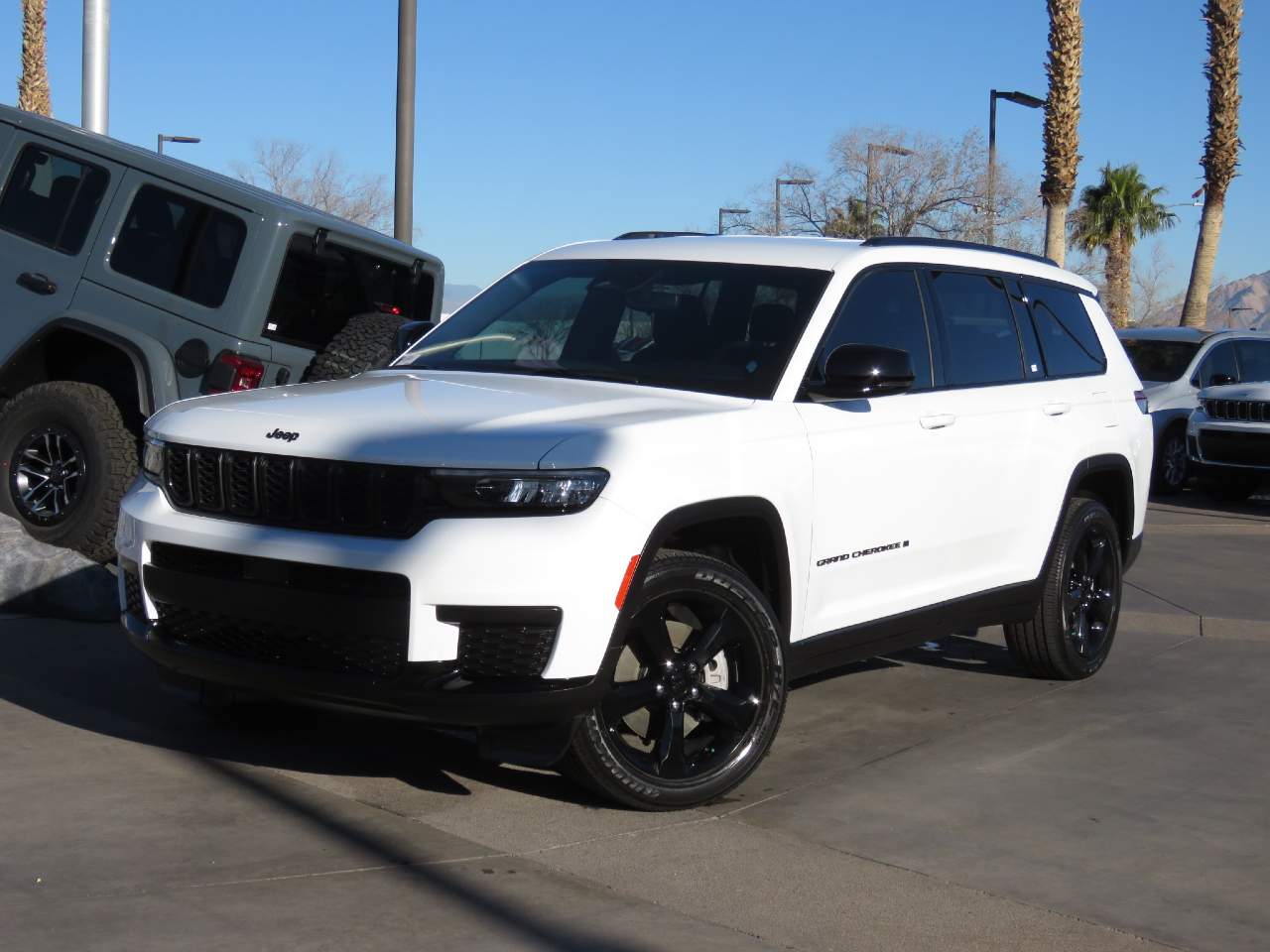 2023 Jeep Grand Cherokee L Altitude