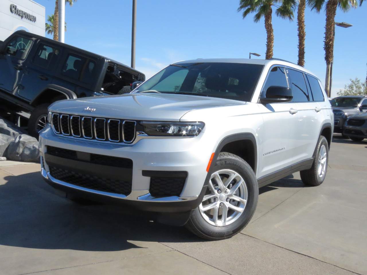 2025 Jeep Grand Cherokee L Laredo