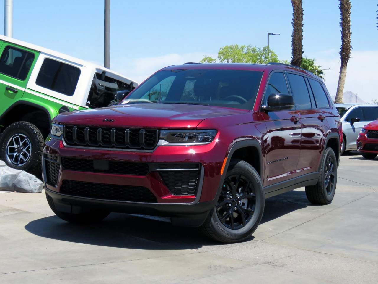 2026 Jeep Grand Cherokee L Laredo Altitude