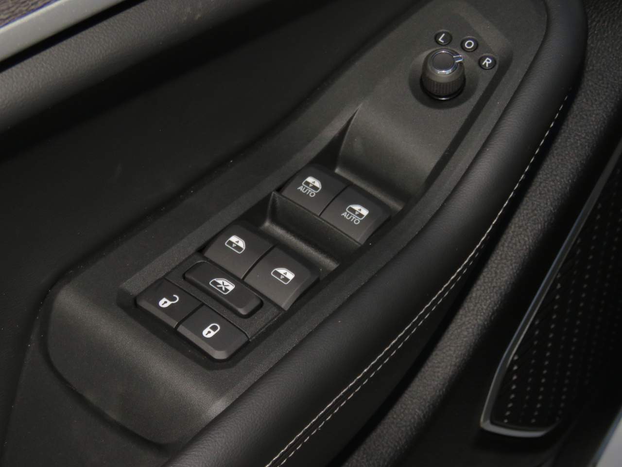 2025 Jeep Grand Cherokee L Limited - Photo 23