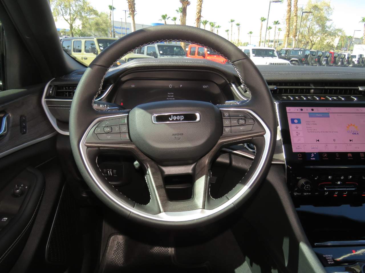 2025 Jeep Grand Cherokee L Limited - Photo 22