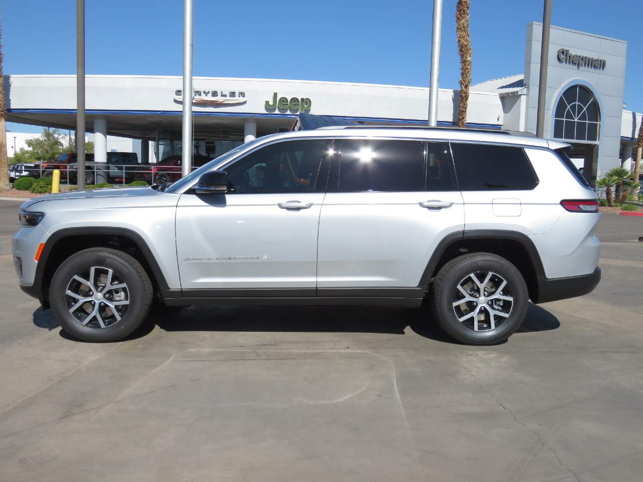 2025 Jeep Grand Cherokee L Limited - Photo 17