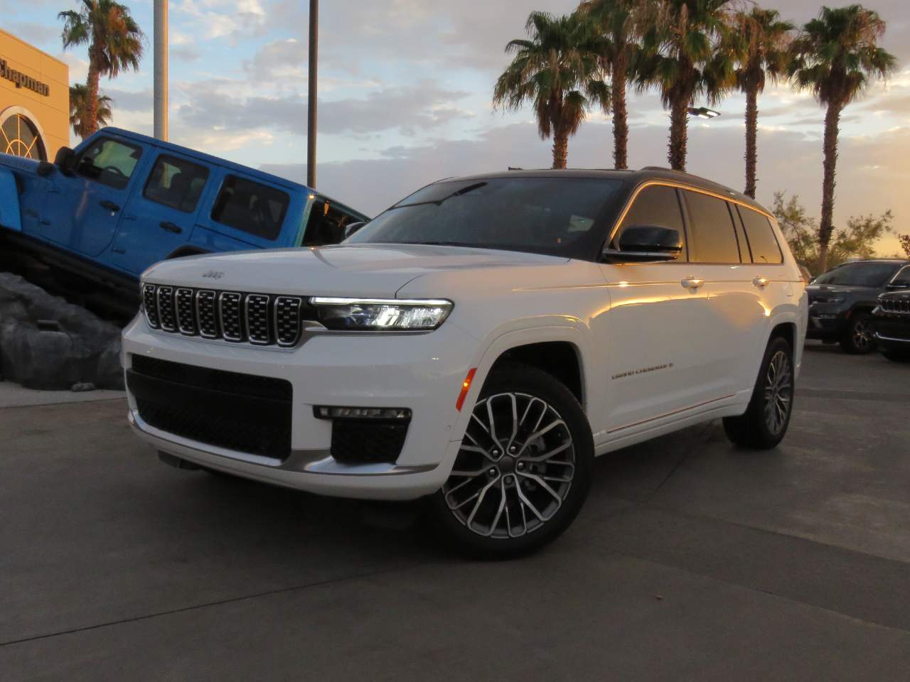 2024 Jeep Grand Cherokee L Summit